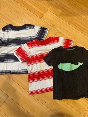 LIKE NEW! BUNDLE! 3! Carter’s Kids Toddler Assorted Cotton Shirts Sz 2T